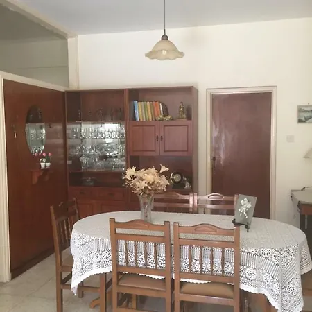 Artemis House Apartament *